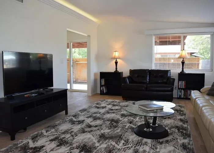Apartment Modernized Red Brick Beauty