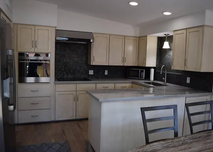 Modernized Red Brick Beauty Tucson