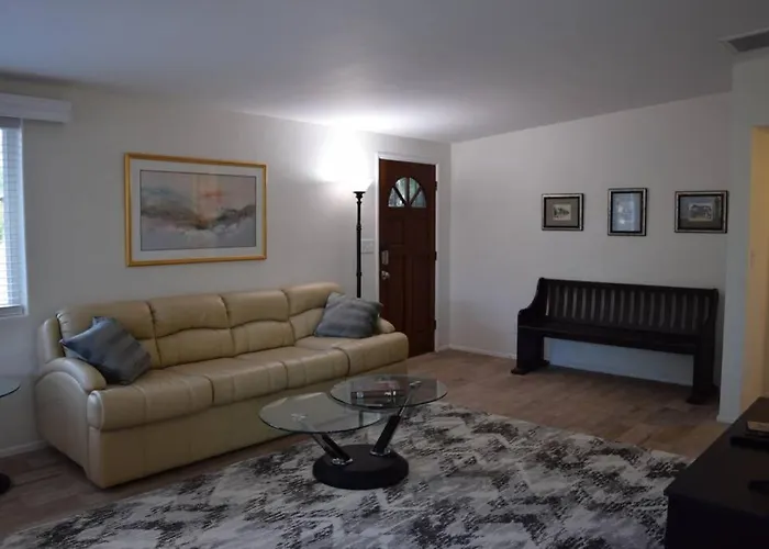 Apartment Modernized Red Brick Beauty Tucson